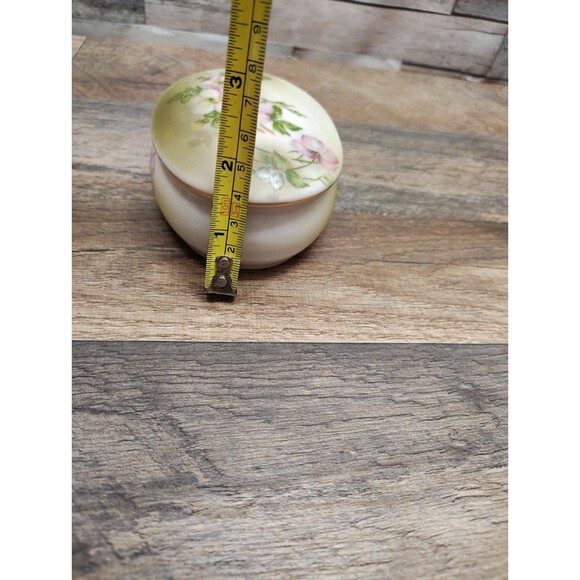 Vintage Nippon Hand Painted Porcelain Covered Jewelry Trinket Box Cottage Core - Picture 7 of 7